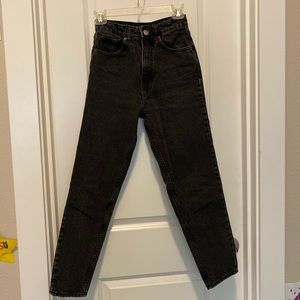 Black Zara jeans!